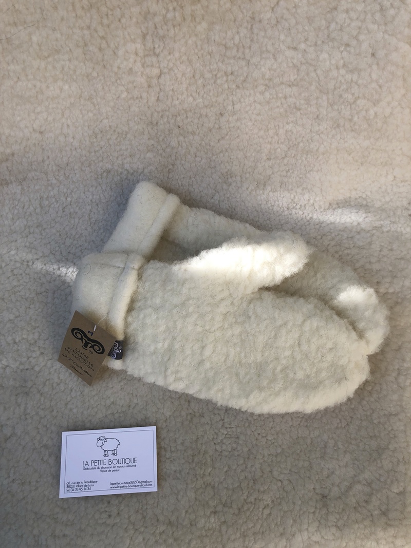 Moufles blanche 100 % laine La petite boutique - Villard de Lans-.jpg - Voir en grand