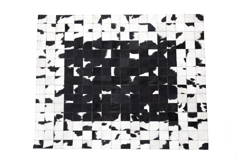 Tapis patchwork noir et blanc carré de 10 cm - Peaux de vache, tapis et plaids - La Petite Boutique - Voir en grand