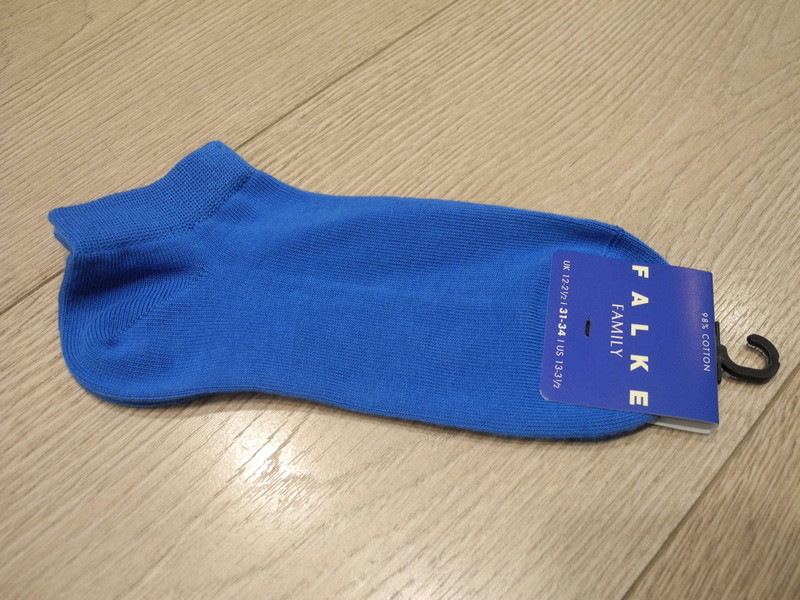 Chaussettes courtes Falke bleu vif - Voir en grand