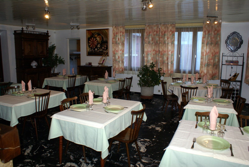 Repas pour groupes au Restaurant en Chartreuse -  - HOTEL RESTAURANT RELAIS DAUPHINE SAVOIE - Voir en grand