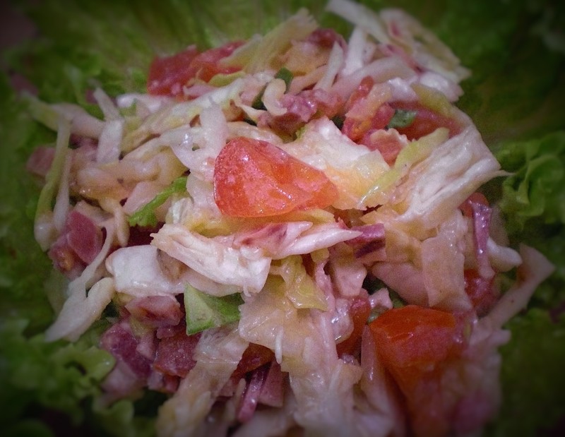 Salade Multicolore Maison (Chou et Museau) - A base de Vinaigrette - boucherie traiteur BIGOT - Voir en grand