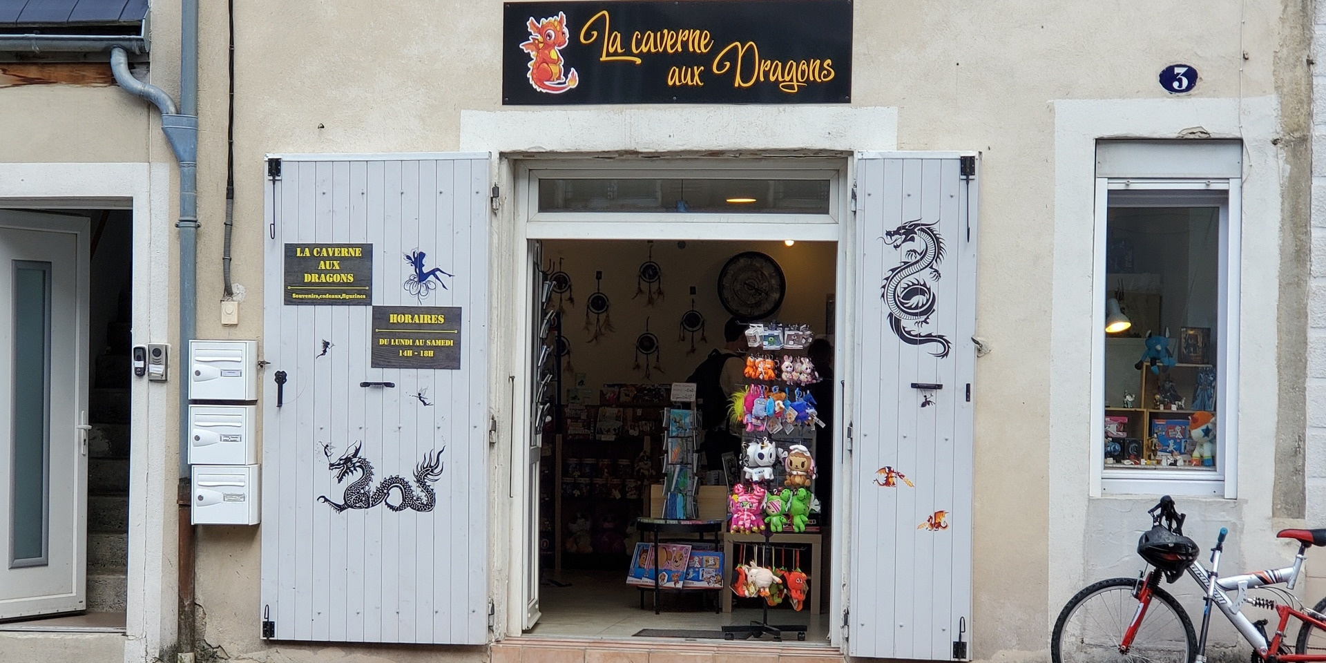 Boutique LA CAVERNE AUX DRAGONS - La Mure