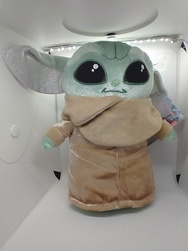 Peluche Bébé Yoda Mandalorian 22 cm 100 ans de Disney - POMME D'AMOUR