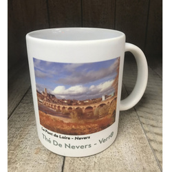 Mug Th de Nevers/Pont De Loire - BONBONS SERVICE/LE TEMPS DES DOUCEURS