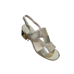 NU PIED TALON DECOUPE METAMORF'OSE BY ELUE PAR NOUS ZAGLISSE - LUDIVINE CHAUSSEUR- BRETEUIL