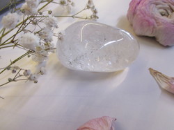 Cristal de roche ,en gros galet entre 5 et 6 cm n2 - Original's