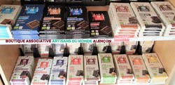 La gamme des chocolats bio Artisans du monde - Boutique associative Artisans du monde Alenon