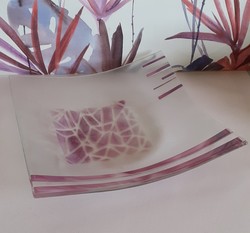 Coupe carré rose - 4 pattes de verre