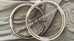 ROUES SHIMANO RS 81 C50 CL  pneu - CYCLES 3C