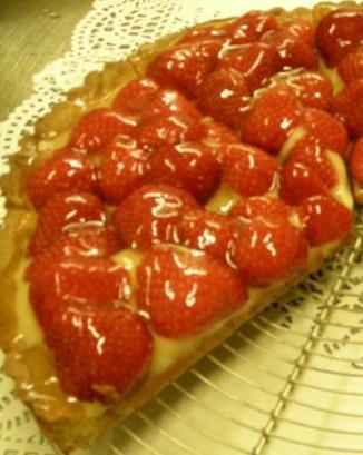 Part de tarte aux fraises REDIM.jpg - Voir en grand