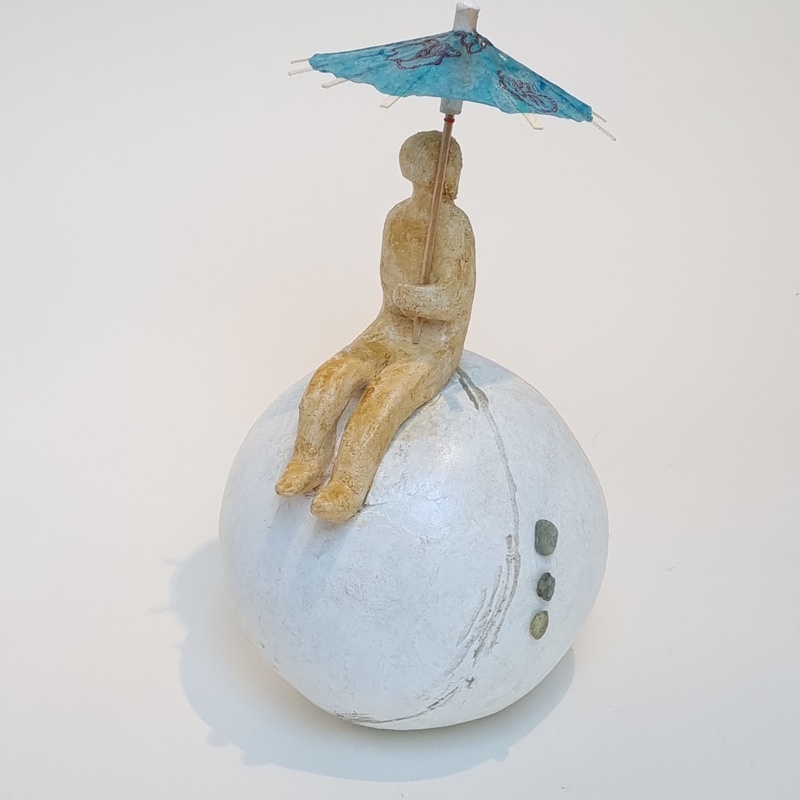 La femme à l'ombrelle - Sculptures 2021 - Aude SOUCHIER Galerie d'Artiste - Voir en grand